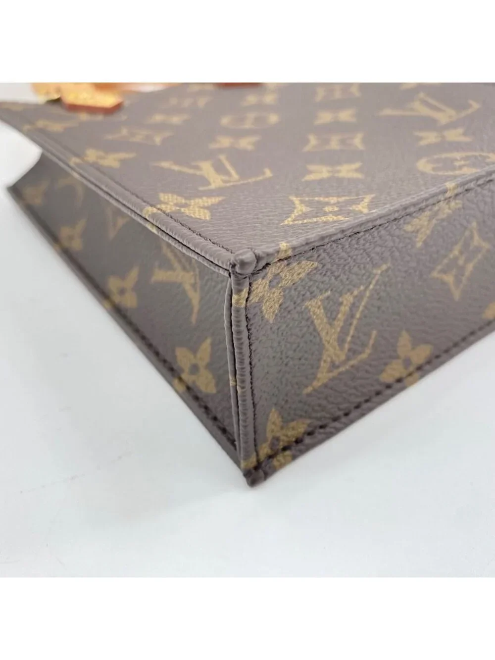 Louis Vuitton Handbag Petite Sac Plat